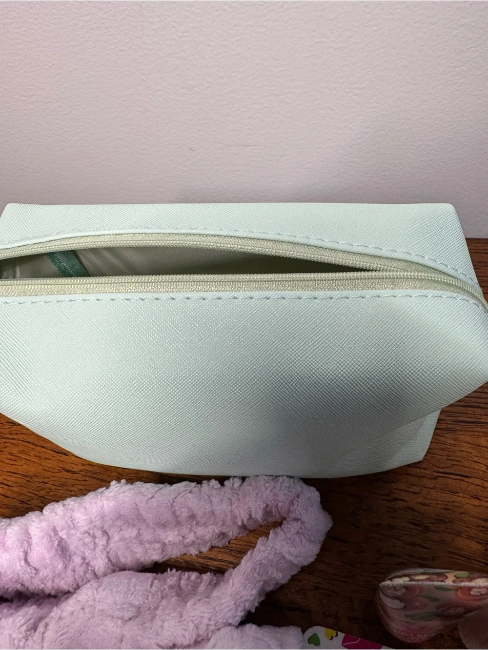 Source Unknown mint green